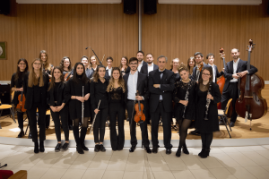 L'ensemble cameristico al termine di un concerto presso l'Ateneo